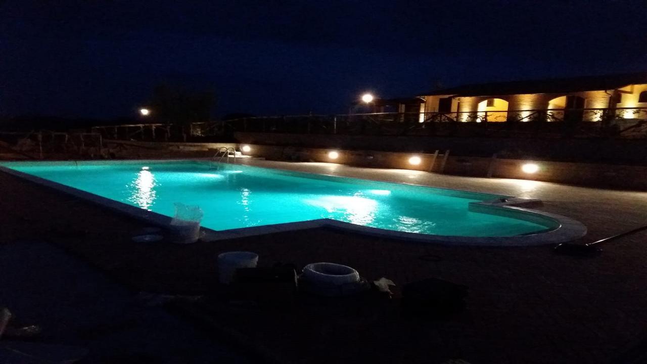 דירות Cenaia Agriturismo Deni מראה חיצוני תמונה